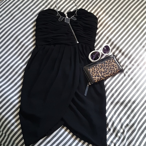 bik bok Dresses & Skirts - Black dress from boutique in Prague, sz Small